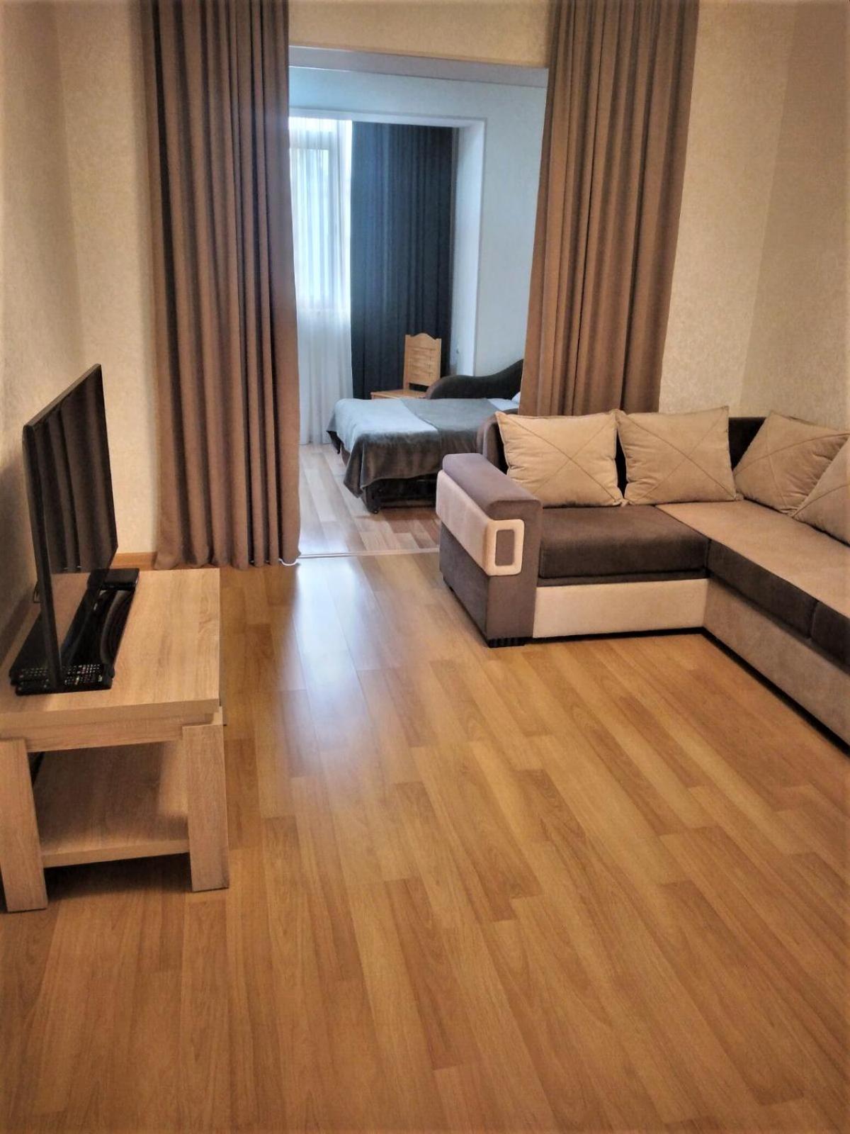 Izi'S Cozy Apartment Kutaisi Dış mekan fotoğraf